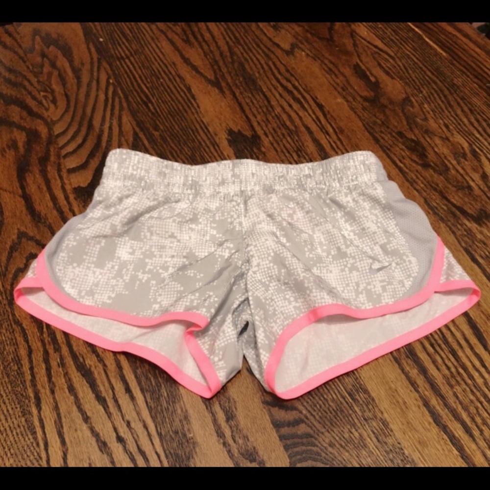 NIKE DRI-FIT  GIRL SHORTS